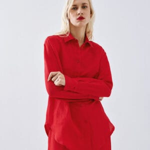 Access fashion linnen blouse red lipstick