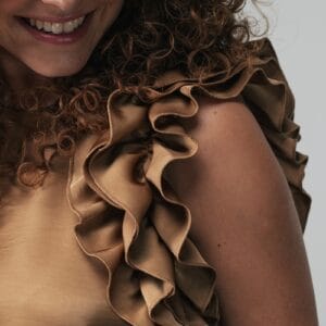Label dot top molly goud